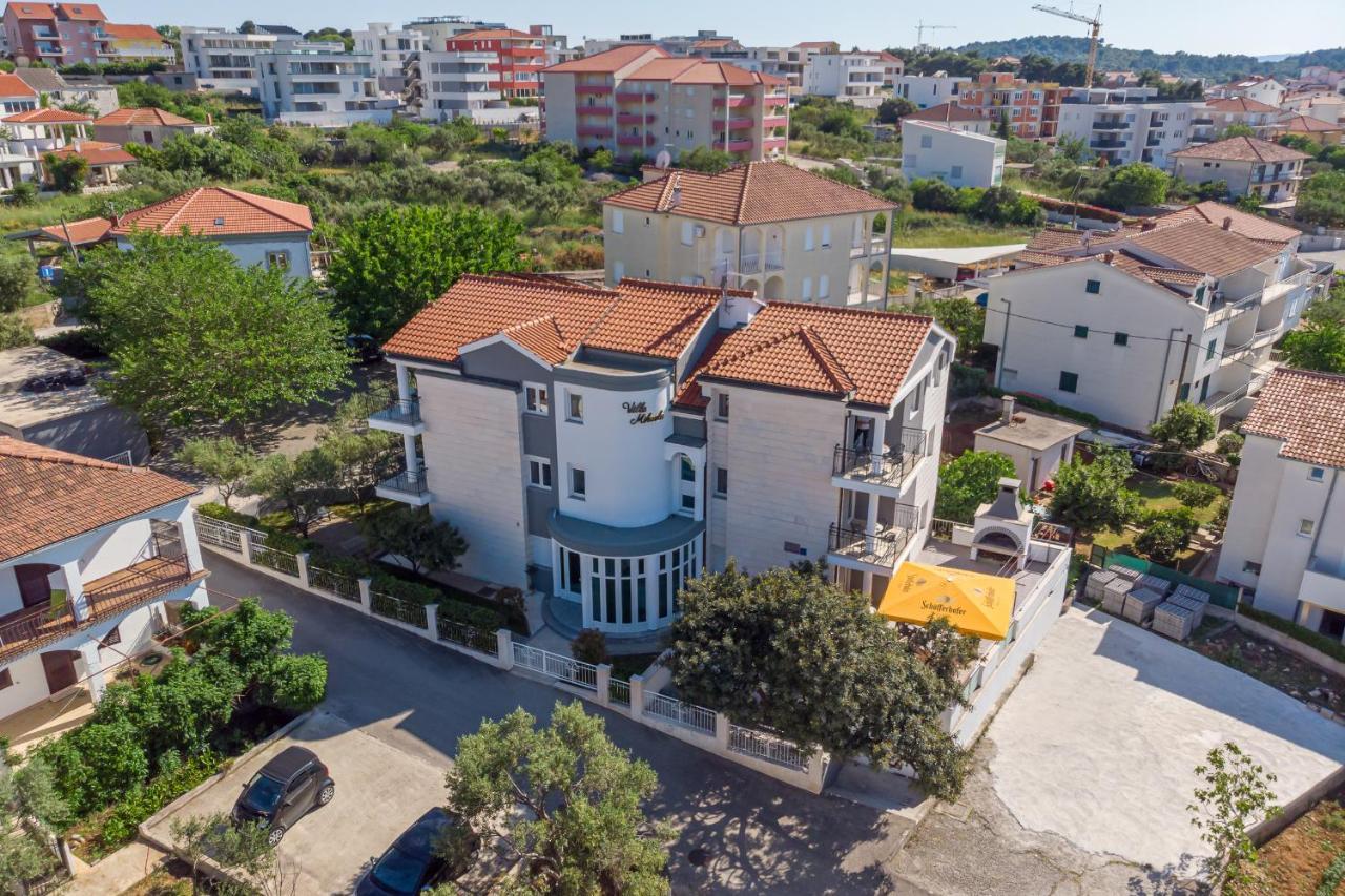 Island Resort Mihaela - Happy Rentals Trogir Exterior foto